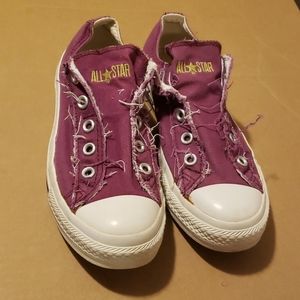 Women's size 6 purple slip-on canvas converse all